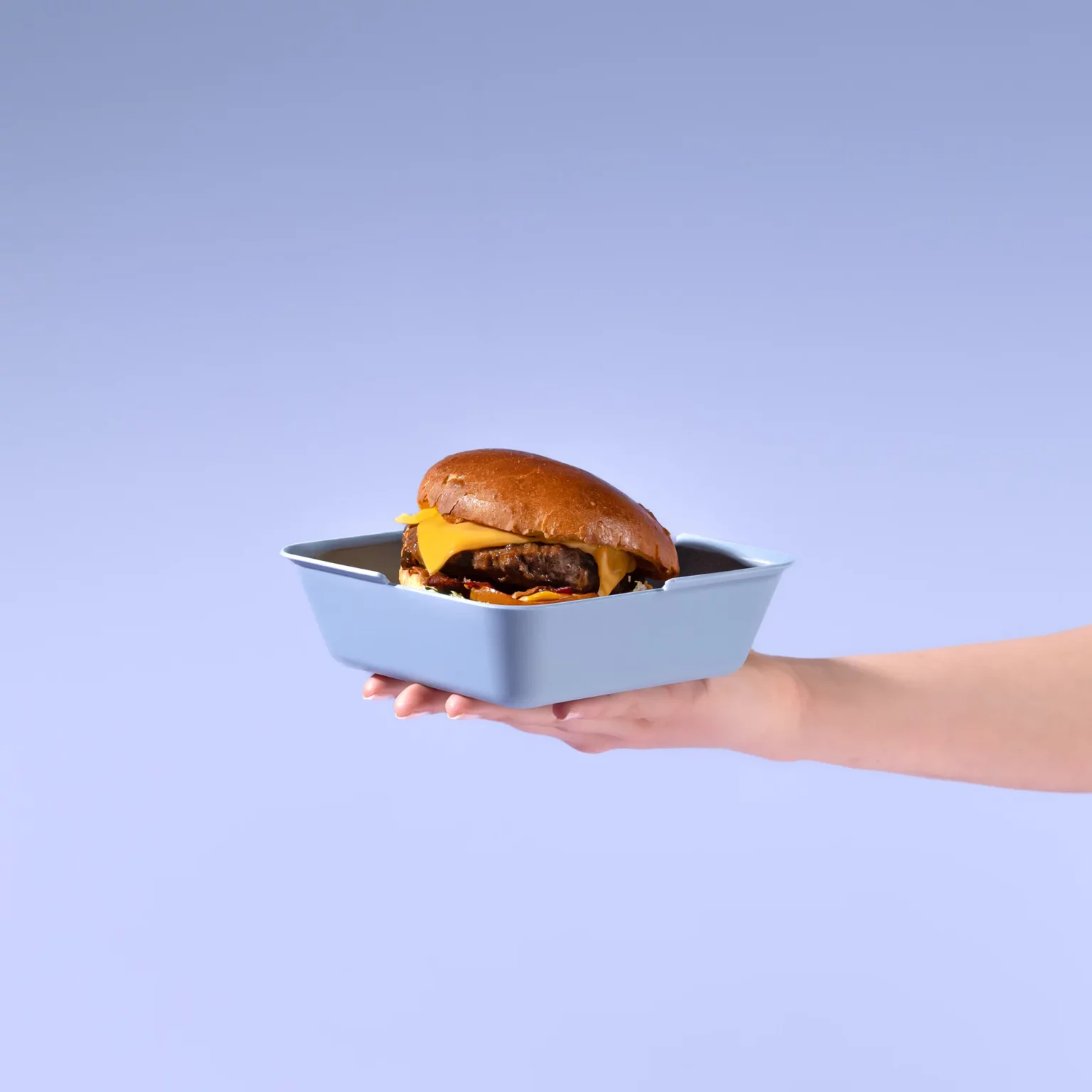 C410 + burger + hand